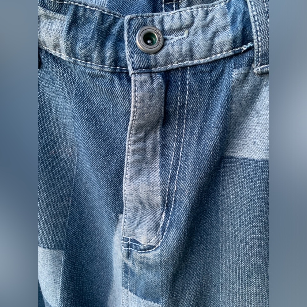 JEANS - Picture 4 of 8